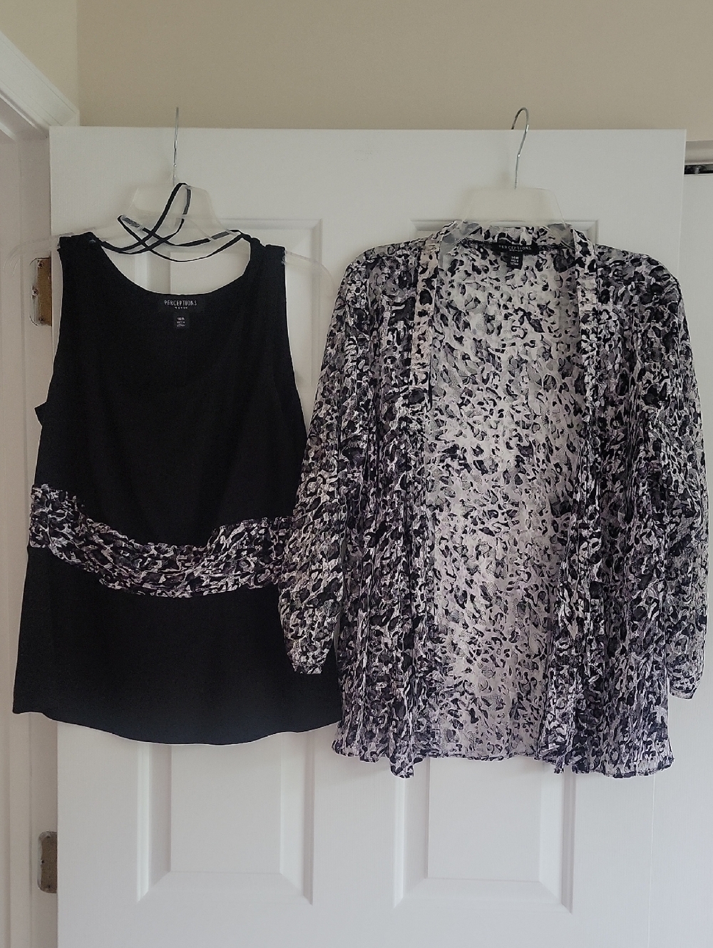 Perceptions Woman 2pcBlack and White Printed Lace Jacket With Matching Tank, 14W